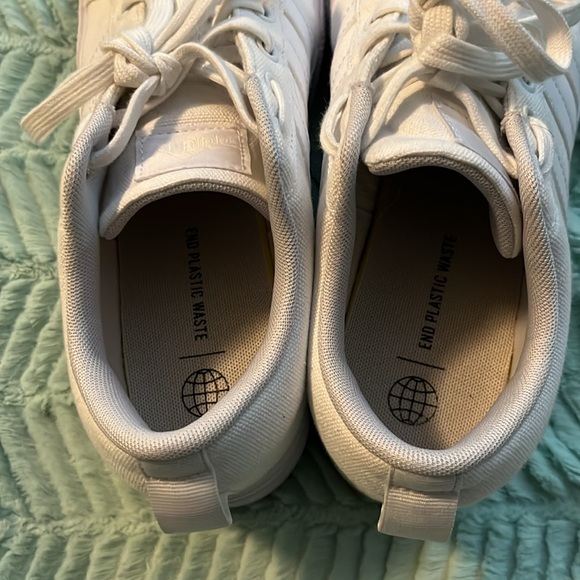 Adidas Bravada 2.0 Platform Sneaker - Picture 4 of 6